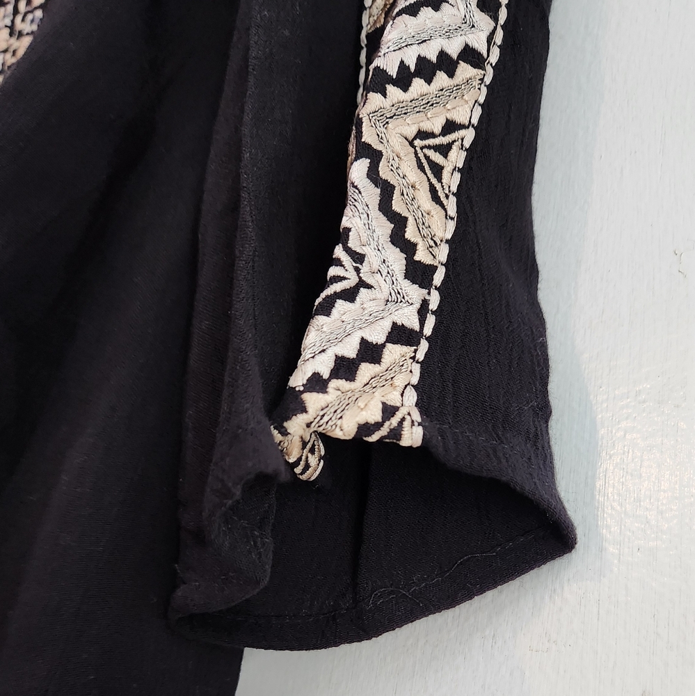 Women's Sundance Black Blouse With Cream/Tan Embroidery, Size L - Picture 7 of 16